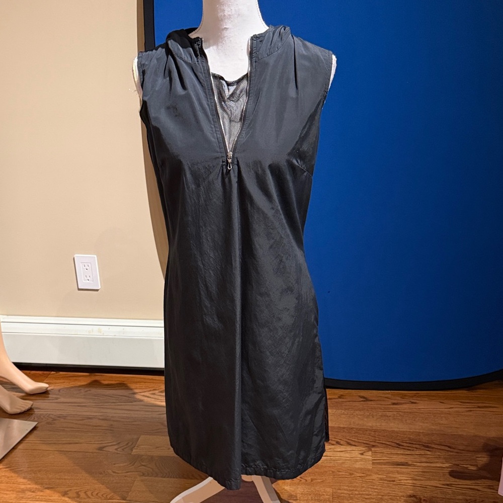 C.P. Company Black Textured sleeveless dress size 42